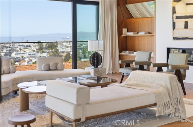 101 N Poinsettia Avenue, Manhattan Beach CA: https://media.crmls.org/medias/1c7f26d7-7bdb-412a-b4ac-a124820ba5c7.jpg