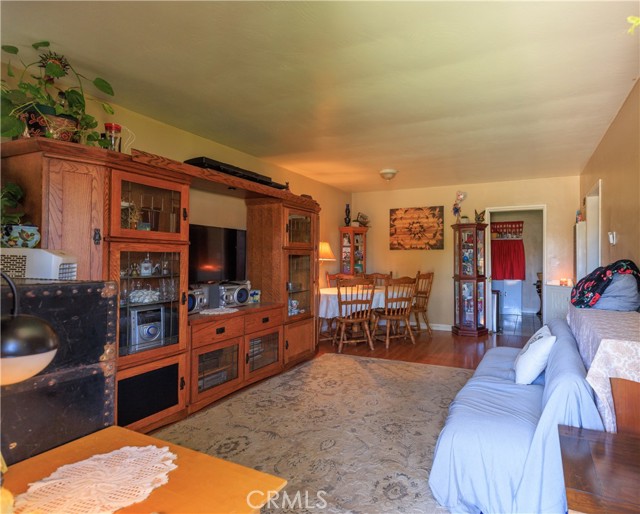 4147 Harrison Street, Riverside CA: https://media.crmls.org/medias/1c7f91b7-91ff-4a15-ad0a-7d0a826b22a7.jpg