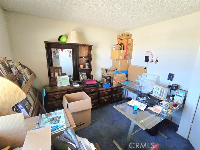 73971 Samarkand Drive, 29 Palms CA: https://media.crmls.org/medias/1c8043ce-fcee-4a86-9155-49923b2afc10.jpg