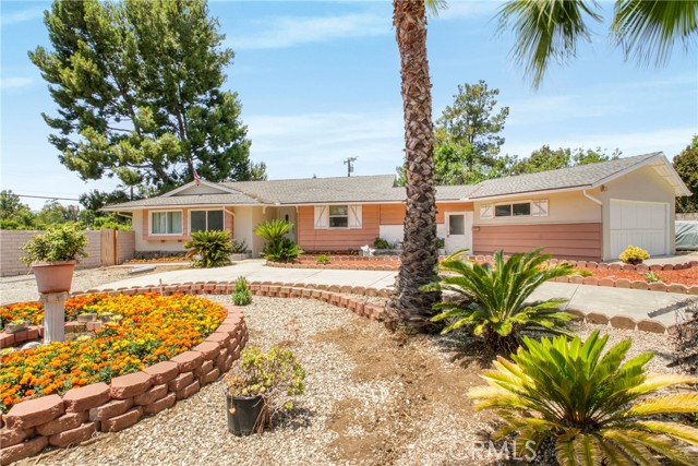 1633 Montgomery Road, Thousand Oaks CA: https://media.crmls.org/medias/1c80ca92-7d25-487f-bdc8-92abe236c760.jpg
