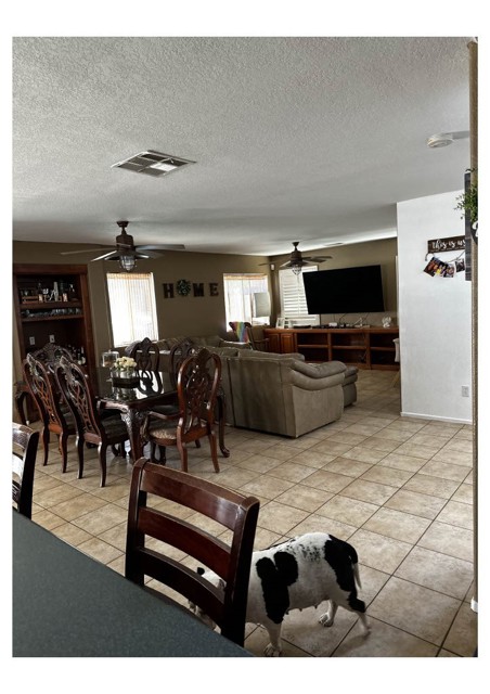 721 Aspen Glen Lane, Beaumont CA: https://media.crmls.org/medias/1c814648-cf7d-4439-86b6-68a23cf0c148.jpg