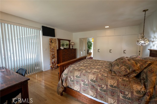 Detail Gallery Image 35 of 50 For 1883 Midwick Dr, Altadena,  CA 91001 - 3 Beds | 3/1 Baths