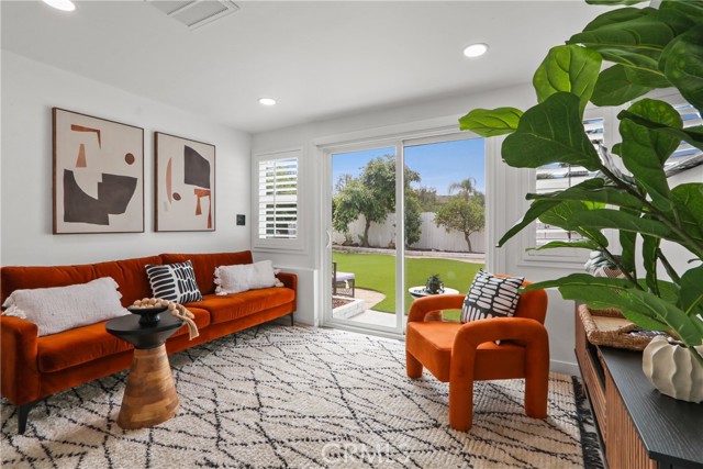 Detail Gallery Image 22 of 34 For 10082 Bonser, Garden Grove,  CA 92840 - 6 Beds | 3 Baths