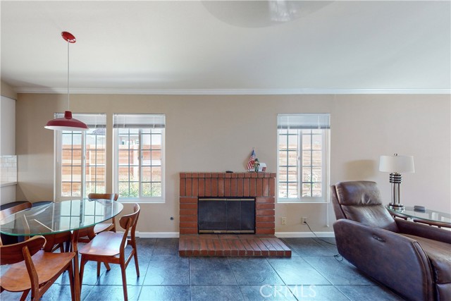 1c826dc6 389b 42d4 A816 7aa7cf17a9f4