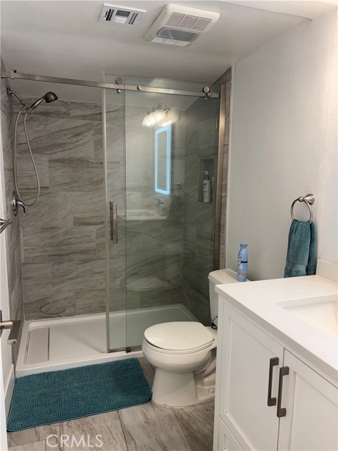 66 Jahan Drive, Mammoth Lakes CA: https://media.crmls.org/medias/1c835d26-e69e-48d3-81ab-994ebc37e451.jpg
