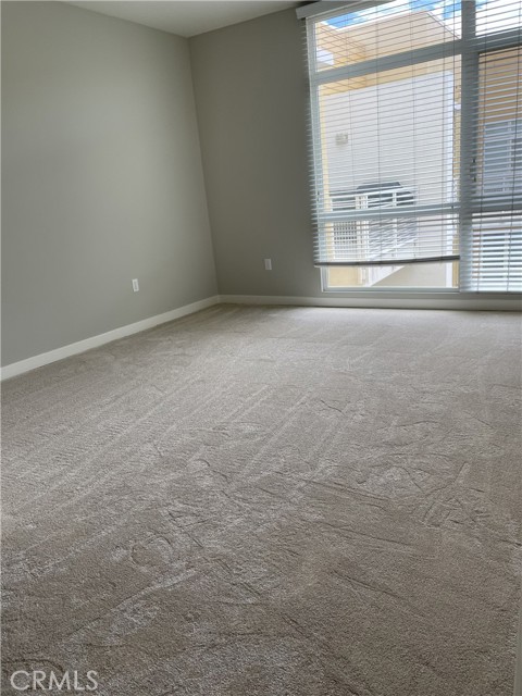 21301 Erwin Street, 511 photo 26