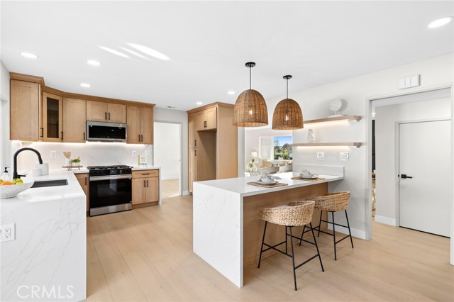 Detail Gallery Image 17 of 48 For 24422 Aphena, Mission Viejo,  CA 92691 - 5 Beds | 3/1 Baths