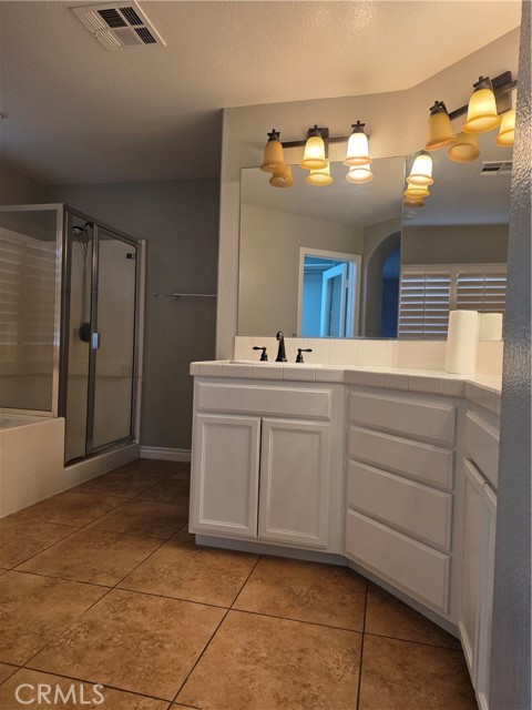 Detail Gallery Image 33 of 56 For 13040 Deep Water St, Victorville,  CA 92392 - 5 Beds | 3 Baths