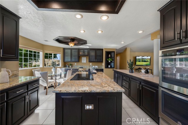 40115 Via Cordova, Temecula CA: https://media.crmls.org/medias/1c865efd-1ca3-4379-ae6a-233ed822d4bf.jpg