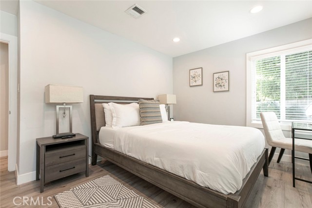 Detail Gallery Image 28 of 43 For 18033 Duncan St, Encino,  CA 91316 - 3 Beds | 2 Baths