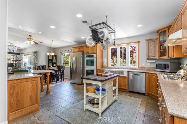 Detail Gallery Image 7 of 44 For 33660 White Feather Rd, Acton,  CA 93510 - 4 Beds | 2 Baths