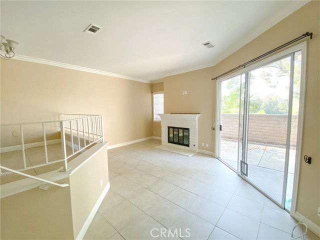 Detail Gallery Image 3 of 10 For 25989 Atherton Ave #26,  Laguna Hills,  CA 92653 - 2 Beds | 2/1 Baths