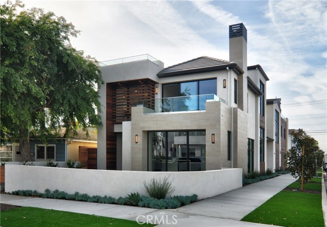 Front Image Thumbnail for CROC26020079