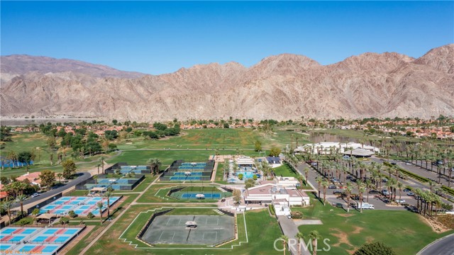 Detail Gallery Image 34 of 40 For 54421 Oakhill Ln, La Quinta,  CA 92253 - 2 Beds | 2/1 Baths