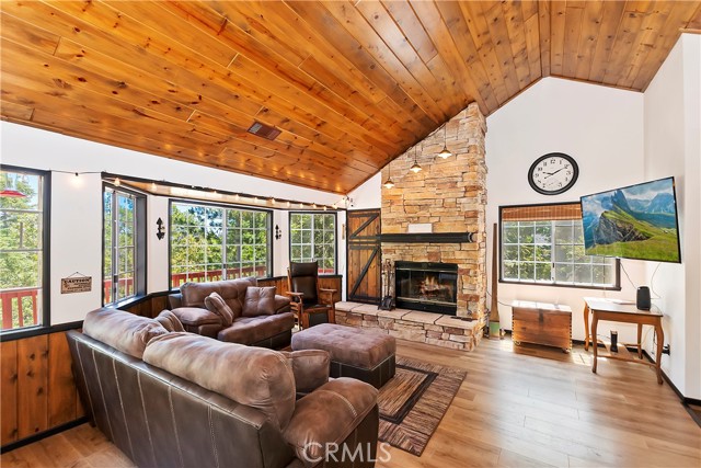 26355 Walnut Hills Aka 276 Augusta Ct Drive, Lake Arrowhead, CA, 92352 26355 Walnut Hills Aka 276 Augusta Ct Drive, Lake Arrowhead, CA, 92352