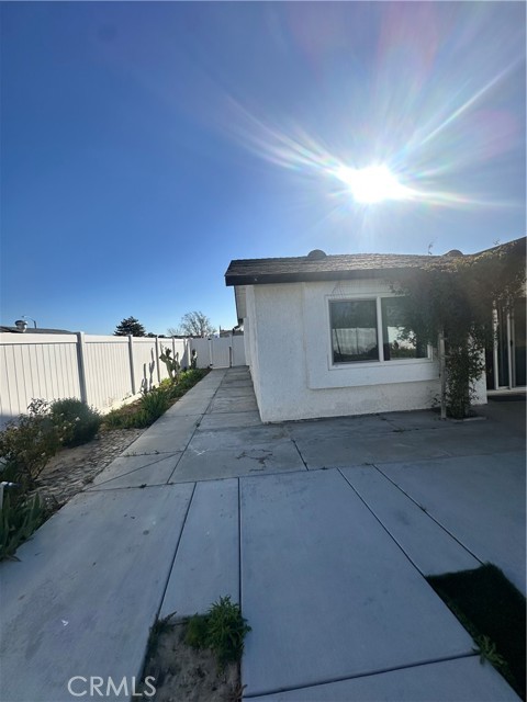 Detail Gallery Image 20 of 22 For 12790 Desert Creek Cir, Victorville,  CA 92395 - 3 Beds | 2 Baths