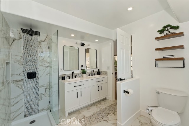 Detail Gallery Image 32 of 59 For 27757 North Bay Rd, Lake Arrowhead,  CA 92352 - 4 Beds | 3 Baths