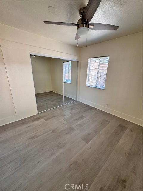 179 E 48th Street, Los Angeles CA: https://media.crmls.org/medias/1c8c160d-166b-40e0-928d-2ba7dd2a7e01.jpg