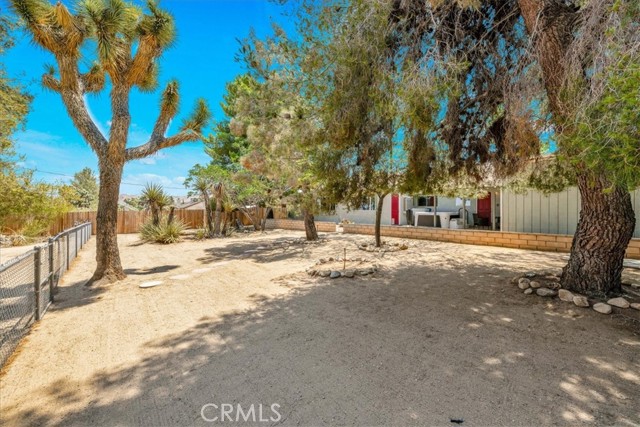 Detail Gallery Image 49 of 57 For 57856 El Dorado Dr, Yucca Valley,  CA 92284 - 3 Beds | 3 Baths