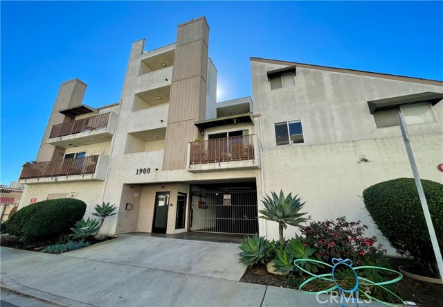 Detail Gallery Image 1 of 1 For 1900 E Beverly Way #216,  Long Beach,  CA 90802 - 2 Beds | 2 Baths