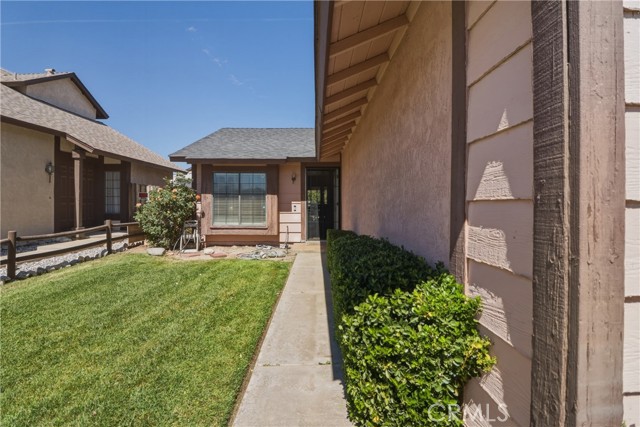Detail Gallery Image 21 of 23 For 13886 San Gorgonio, Victorville,  CA 92392 - 2 Beds | 2 Baths