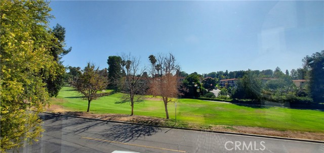 2353 Via Mariposa W, Laguna Woods CA: https://media.crmls.org/medias/1c8dfcc9-73cd-4e6f-b1bf-bf92591779f8.jpg