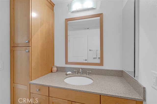 Detail Gallery Image 22 of 37 For 201 E Angeleno Ave #326,  Burbank,  CA 91502 - 2 Beds | 1 Baths