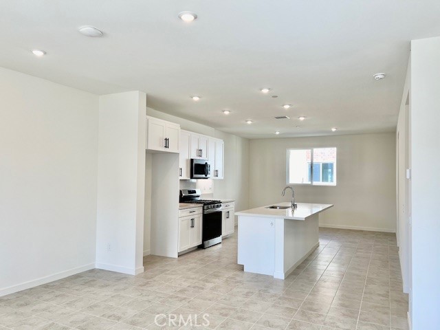 Detail Gallery Image 17 of 30 For 32007 Paseo Deriva, San Juan Capistrano,  CA 92675 - 4 Beds | 3/1 Baths