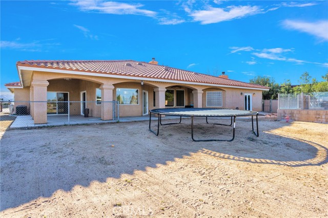 Detail Gallery Image 50 of 65 For 17412 Danbury Ave, Hesperia,  CA 92345 - 6 Beds | 3 Baths