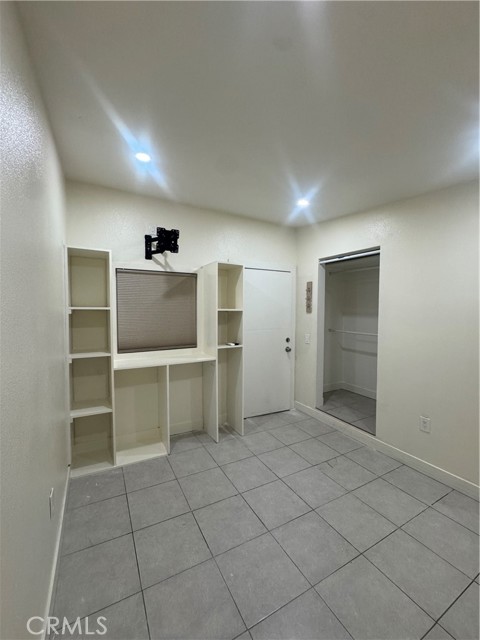 Detail Gallery Image 11 of 18 For 4628 W Simmons, Orange,  CA 92868 - 0 Beds | 1 Baths