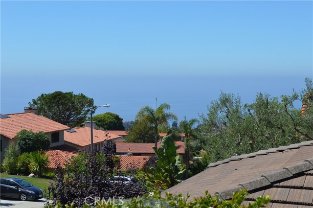 Detail Gallery Image 1 of 20 For 6527 Madeline Cove Dr, Rancho Palos Verdes,  CA 90275 - 4 Beds | 3/1 Baths