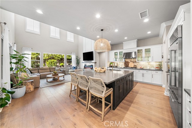 Front Image Thumbnail for CROC26062490