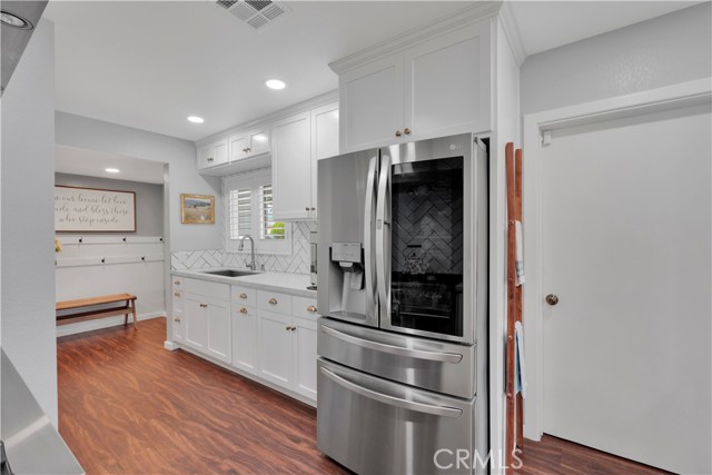 Detail Gallery Image 9 of 39 For 17481 Filbert, Fontana,  CA 92335 - 3 Beds | 2 Baths
