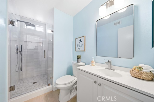 Detail Gallery Image 25 of 29 For 25208 Terreno Dr, Mission Viejo,  CA 92691 - 4 Beds | 3 Baths