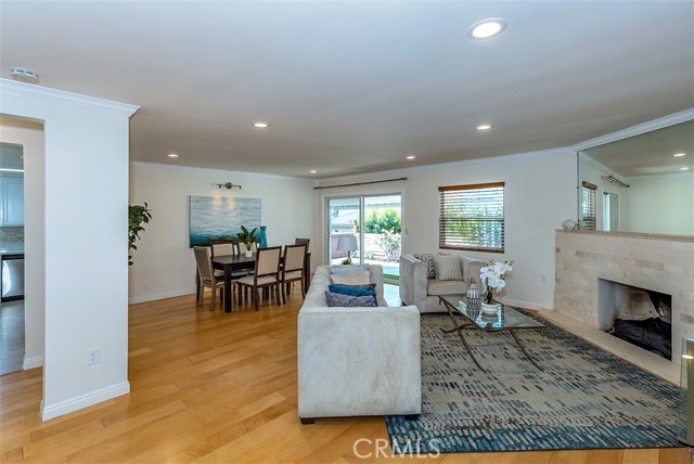 14309 La Mesa Drive, La Mirada CA: https://media.crmls.org/medias/1c922482-1efc-415d-84c6-f95687fa48d1.jpg