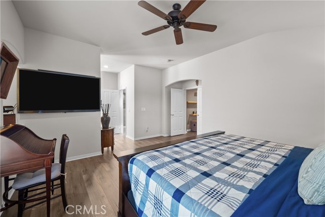 Detail Gallery Image 37 of 56 For 21736 Redwood Canyon, Saugus,  CA 91390 - 4 Beds | 4 Baths