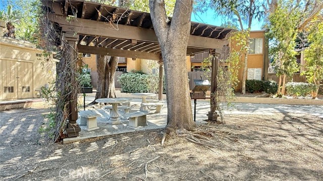 Detail Gallery Image 34 of 37 For 18350 Hatteras, Tarzana,  CA 91356 - 3 Beds | 2 Baths