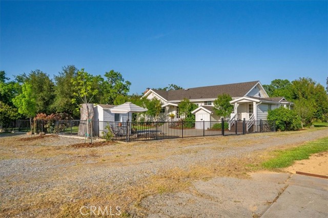 8791 Fox Street, Los Molinos CA: https://media.crmls.org/medias/1c94c778-5e45-4480-bc83-7bd2a26db65d.jpg