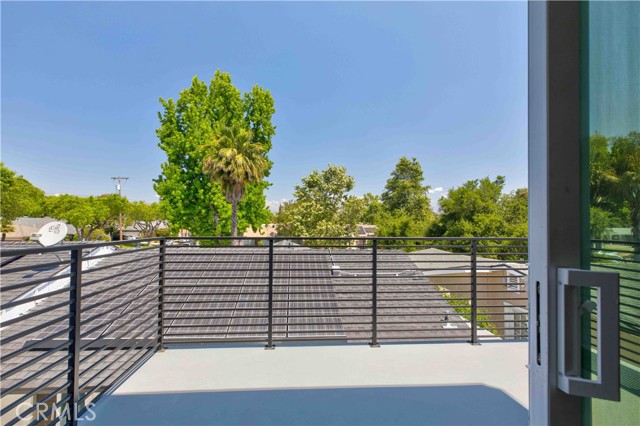 Detail Gallery Image 32 of 74 For 17456 Lemac St, Northridge,  CA 91325 - 9 Beds | 9/1 Baths