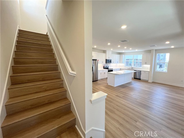 Detail Gallery Image 6 of 15 For 3513 Indigo Privado, Ontario,  CA 91764 - 3 Beds | 2/2 Baths