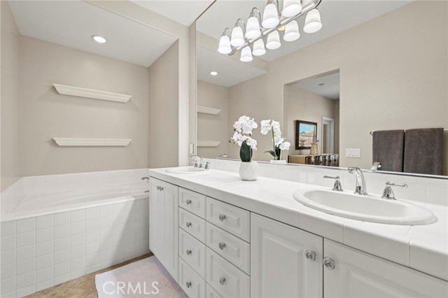 Detail Gallery Image 26 of 32 For 234 Lonetree, Irvine,  CA 92603 - 2 Beds | 2 Baths