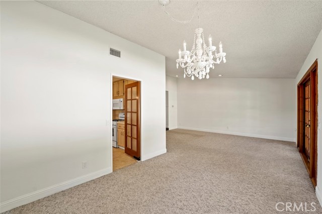 Detail Gallery Image 10 of 36 For 6553 Smoke Tree Ave, Oak Park,  CA 91377 - 3 Beds | 2 Baths