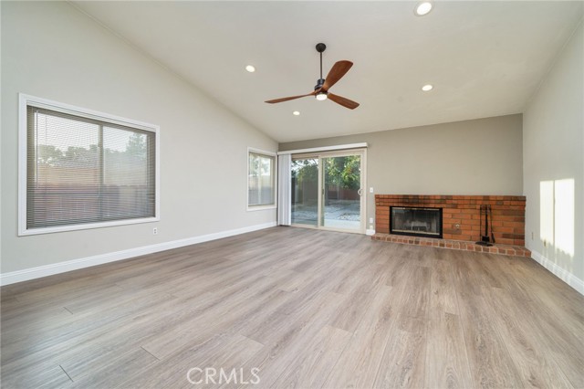 Detail Gallery Image 8 of 31 For 3901 San Lorenzo River Rd, Ontario,  CA 91761 - 4 Beds | 2 Baths