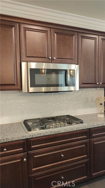 6956 Dublin Drive, Chino CA: https://media.crmls.org/medias/1c976b63-82d7-4223-80fe-f4d4e33844a2.jpg
