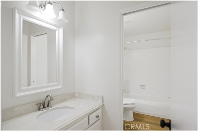 Detail Gallery Image 13 of 30 For 1110 Redding, Costa Mesa,  CA 92626 - 4 Beds | 2 Baths