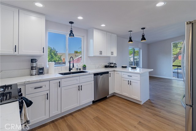 Detail Gallery Image 3 of 17 For 33805 Windmill Rd, Wildomar,  CA 92595 - 3 Beds | 2 Baths