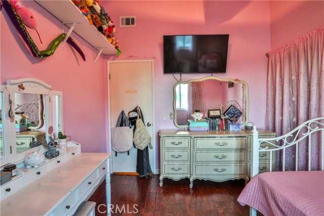 6073 Cameo Street, Rancho Cucamonga CA: https://media.crmls.org/medias/1c994f12-3267-43dc-bd7d-c2fa524824d1.jpg