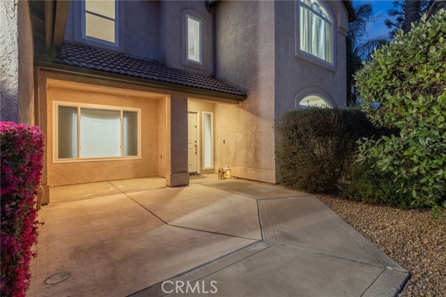 Detail Gallery Image 4 of 75 For 6030 W Country Ct, Visalia,  CA 93277 - 4 Beds | 2/1 Baths