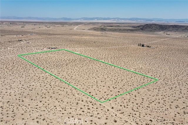 6789 La Brisa Drive, Joshua Tree CA: https://media.crmls.org/medias/1c9b1f22-ac20-4a07-889b-be2f6bf0f7f7.jpg