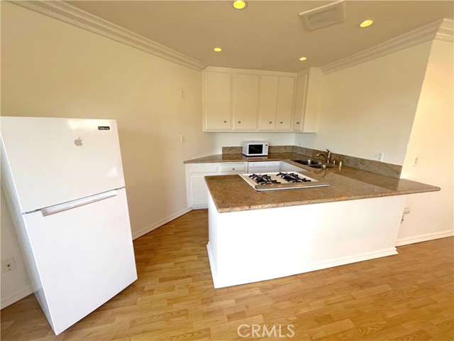 100 Cliff Drive, Laguna Beach CA: https://media.crmls.org/medias/1c9c11a0-2e64-418a-8efa-f98421cc2d15.jpg